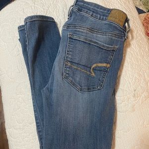 Size 6 AE jeans